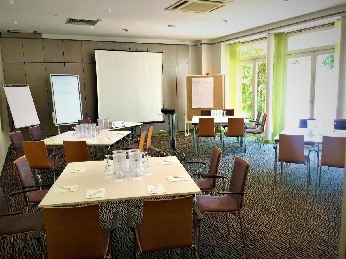 Hotel Ambiente Walldorf Walldorf  Extérieur photo