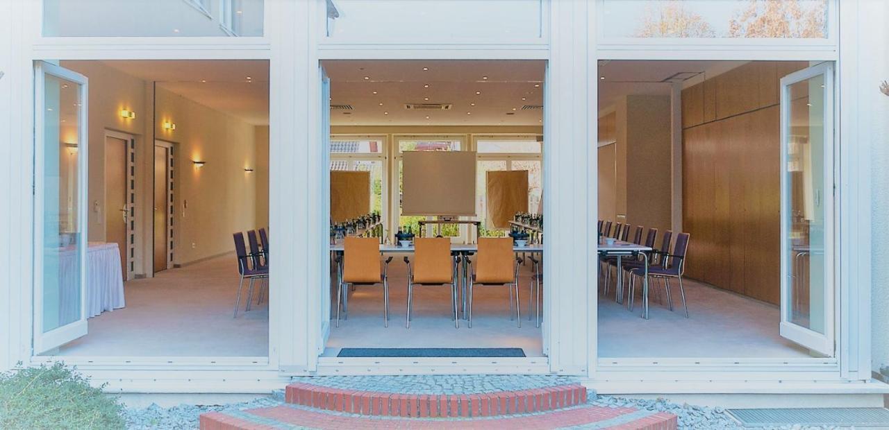 Hotel Ambiente Walldorf Walldorf  Extérieur photo